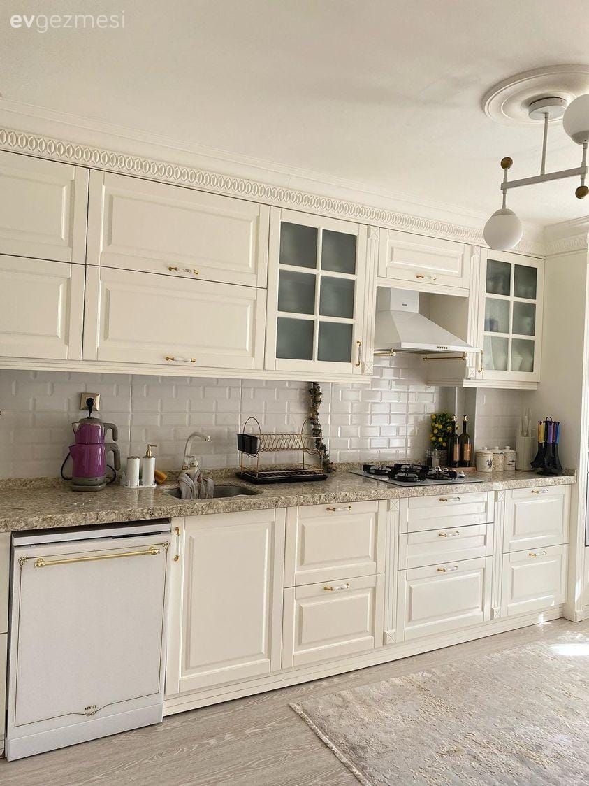 Beyaz, Mutfak, Shaker kapaklı dolaplar, Davlumbaz