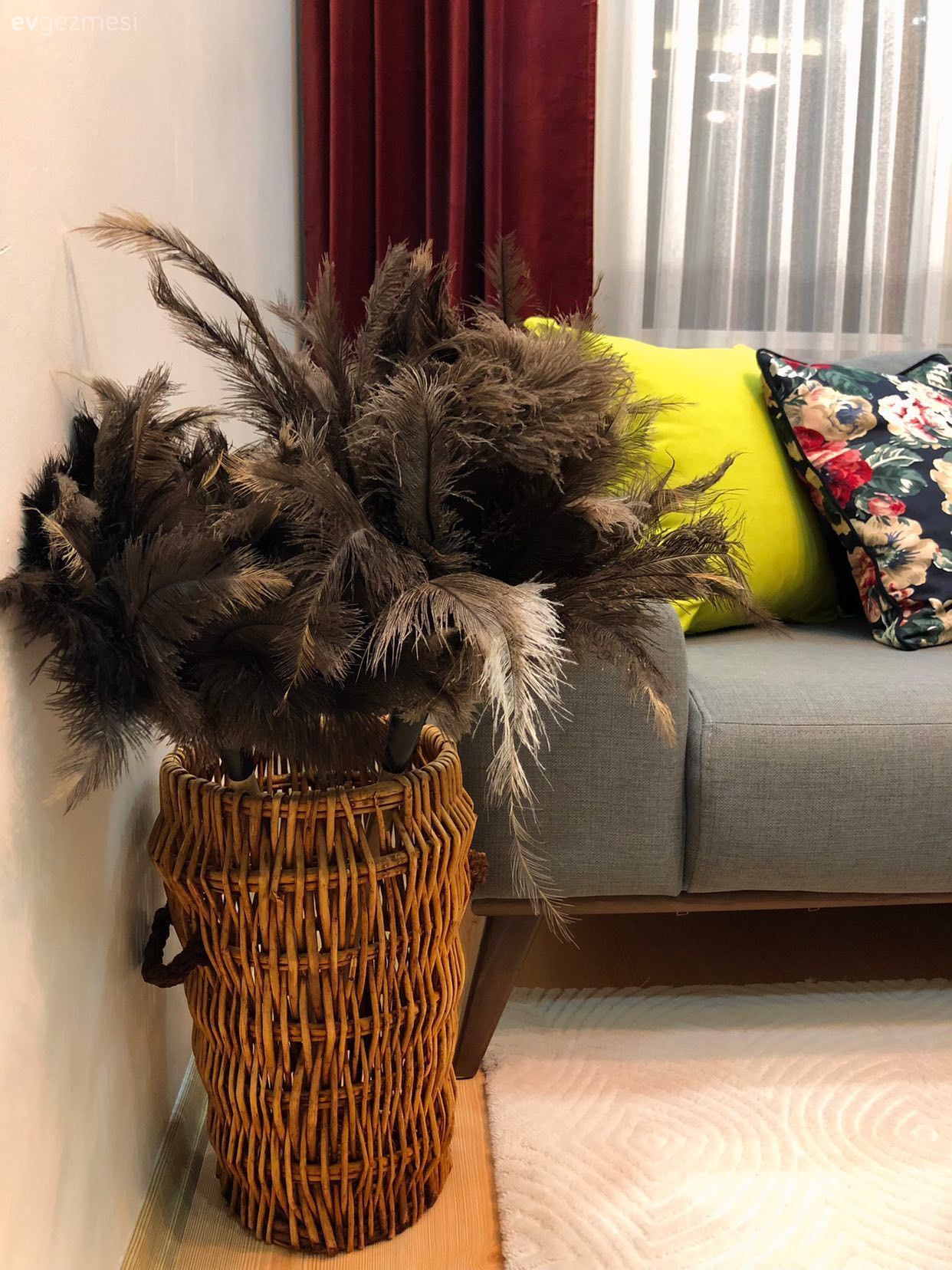 Bu İstanbul Evi Canlı Renkleri Her Haliyle Kucaklamış!