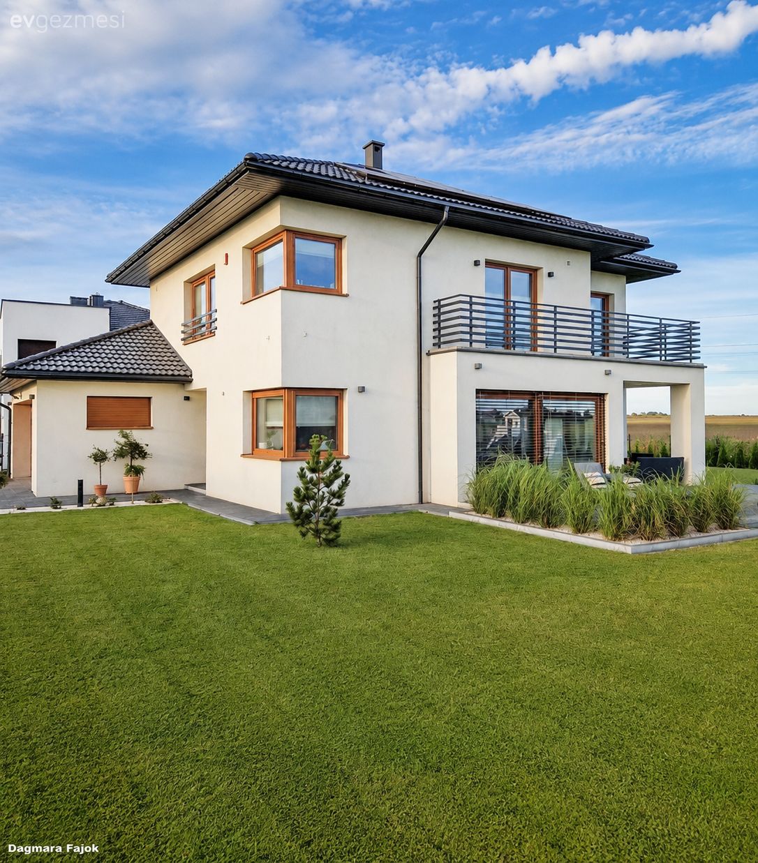 Müstakil Ev Modelleri: 190 M2 Balkonlu Dubleks Villa