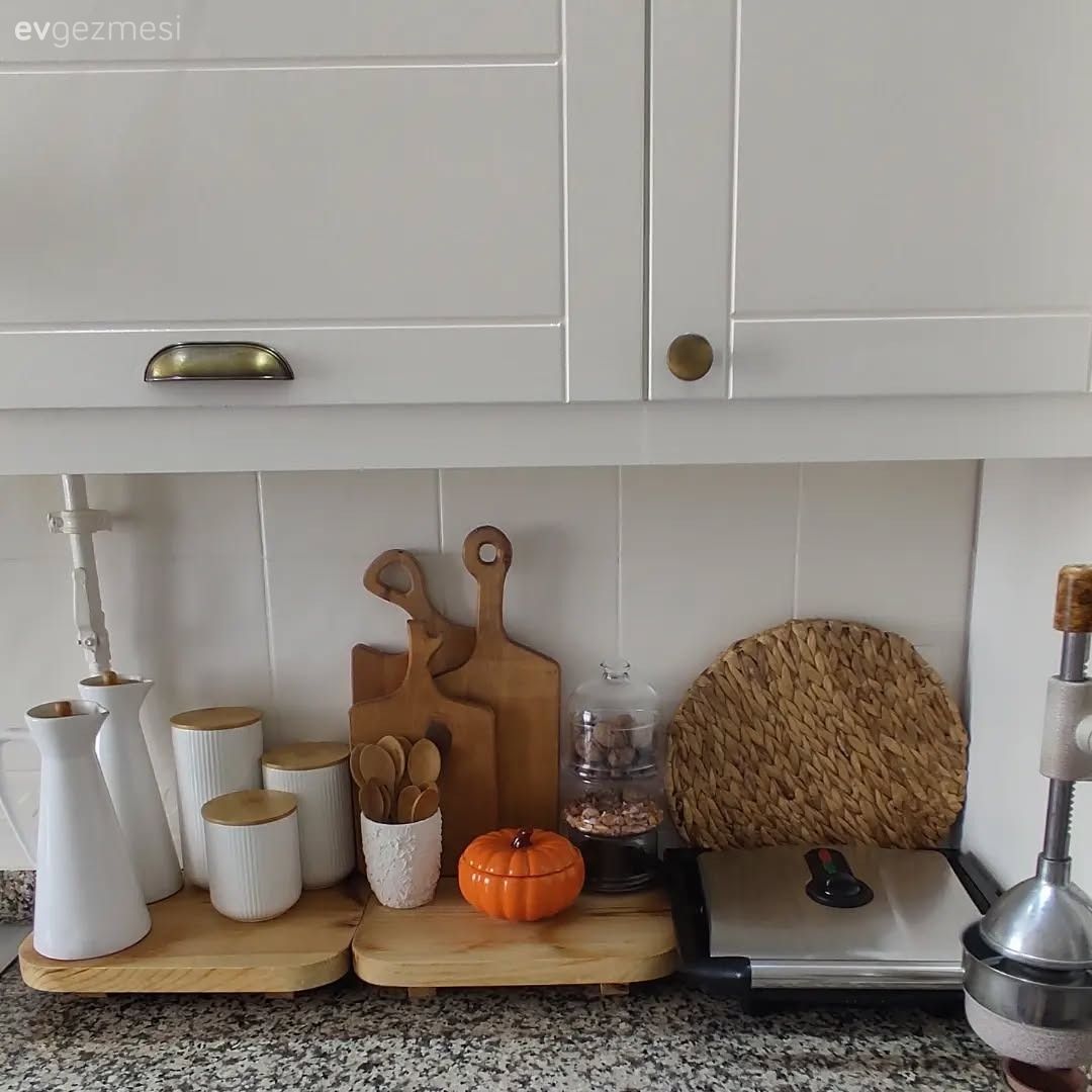 Beyaz, Shaker kapaklı dolaplar, Mutfak