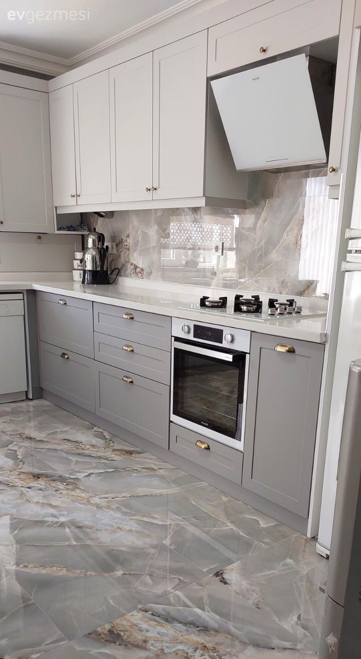 12 Yıllık Evin Mutfağı Şimdi Yeni Doğmuş Bebek Gibi!