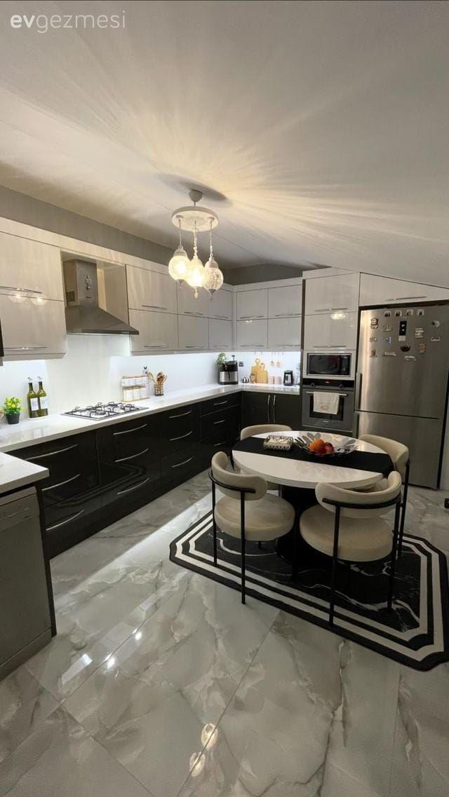 Müstakil Havası Veren Bu Ordu Evi Bir Rezidansın Dubleks Dairesi!