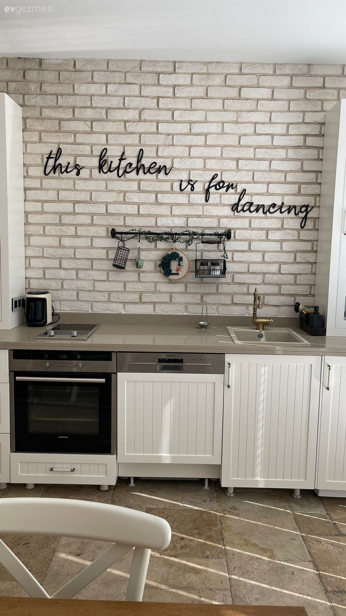 Terasından Nefes Alan Bu Bursa Evinde Sürpriz Detaylar Çok!