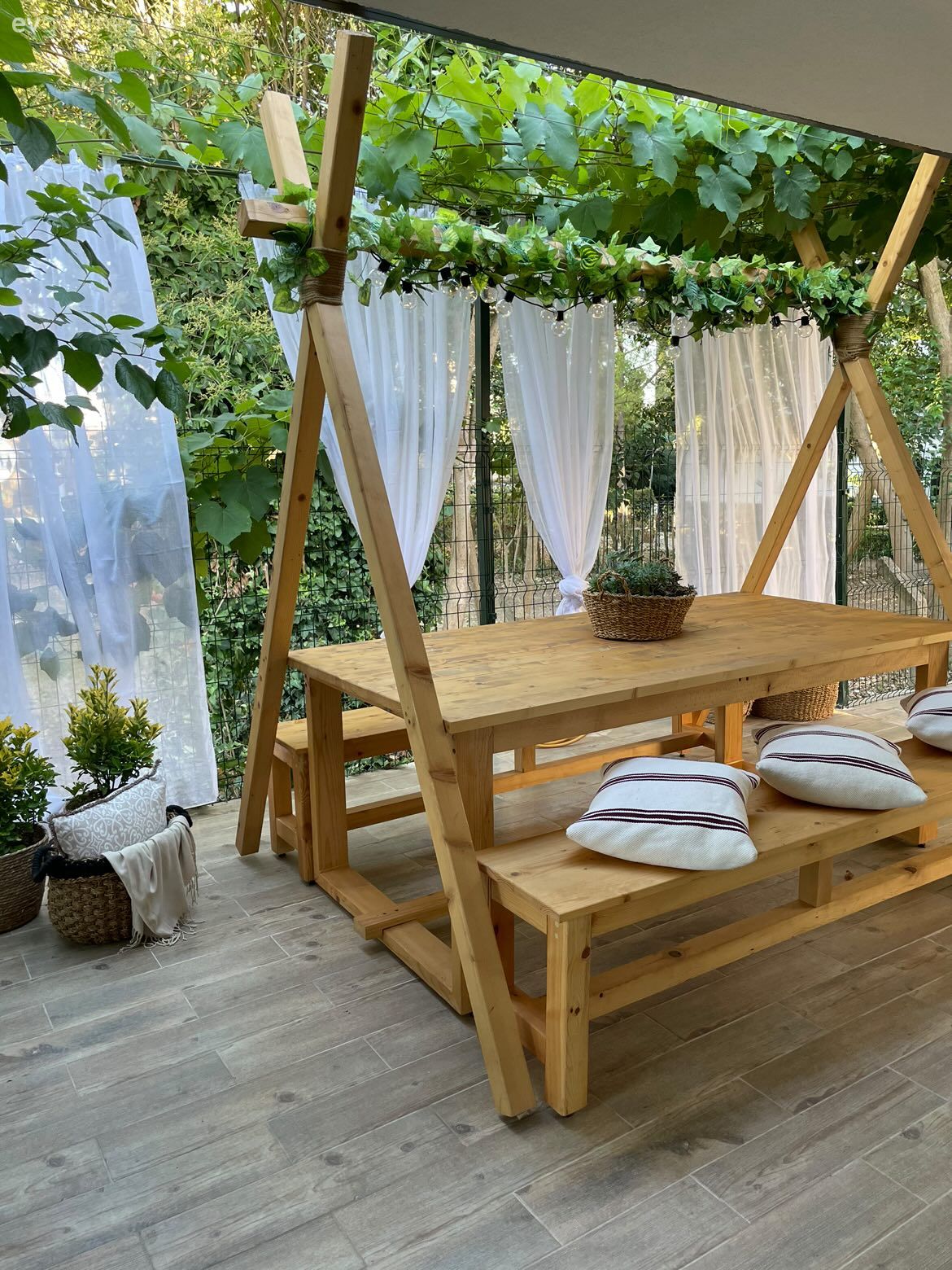 Bahçe Mobilyası En Kolay Şekilde Nasıl Temizlenir?