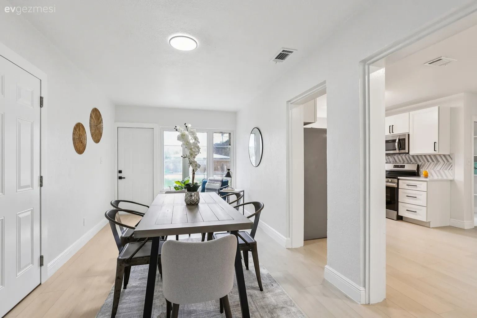 Abartıdan Uzak Köy Evi İsteyenler İçin 95 M2'lik İdeal Ev