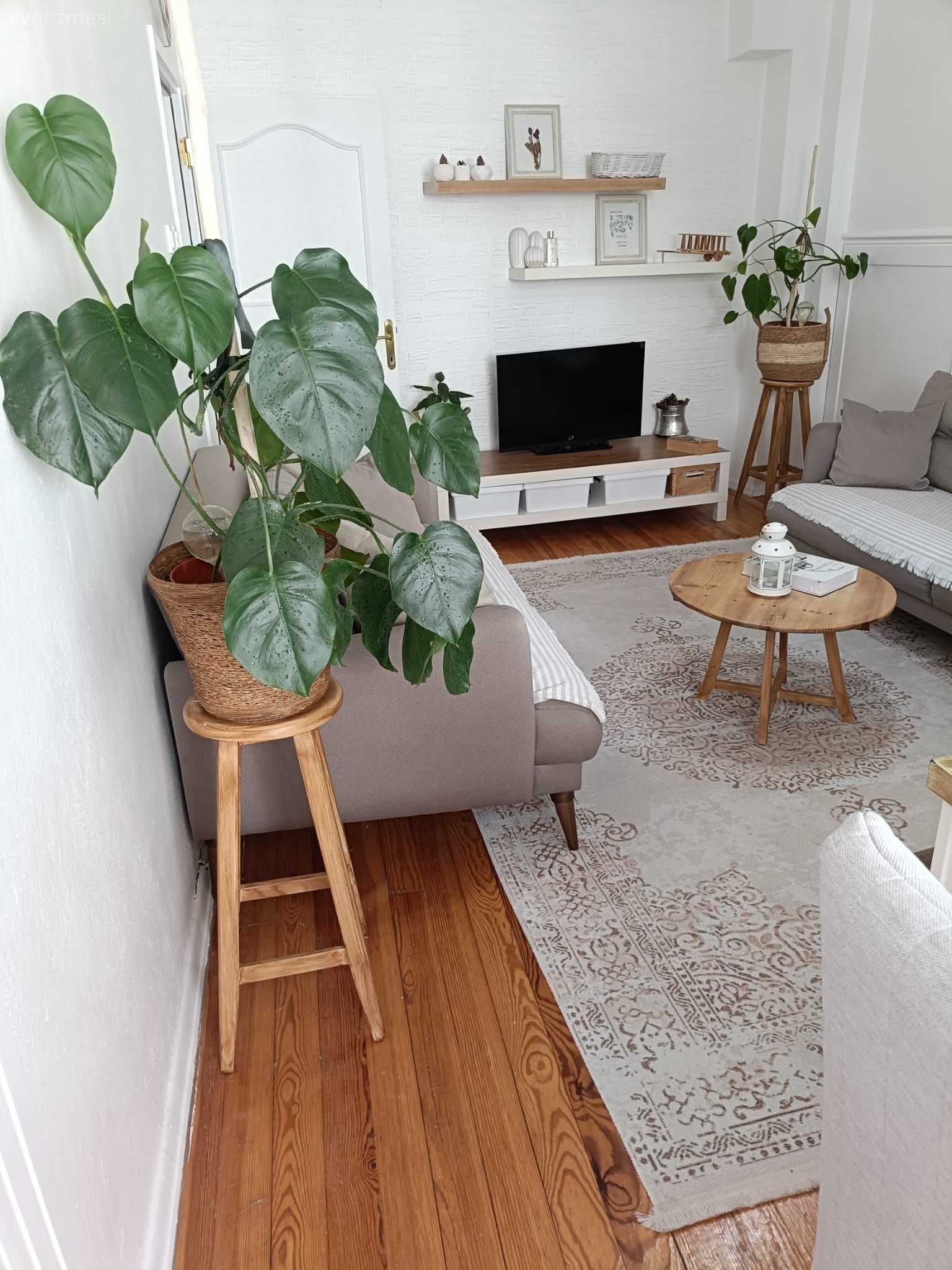 Bu İstanbul Evinde Duvarlardan Küçük Detaylara Her Yer Emek Dolu