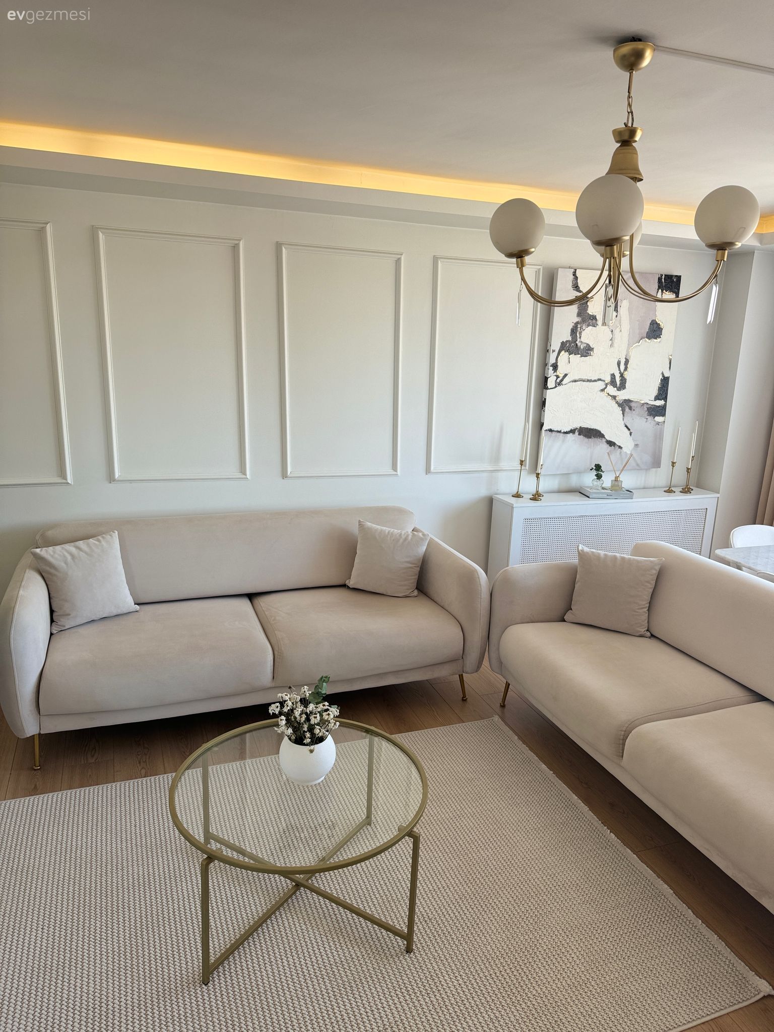 Bu İç Mimar Evi Her Zamana Uyum Sağlayacak Görünümde