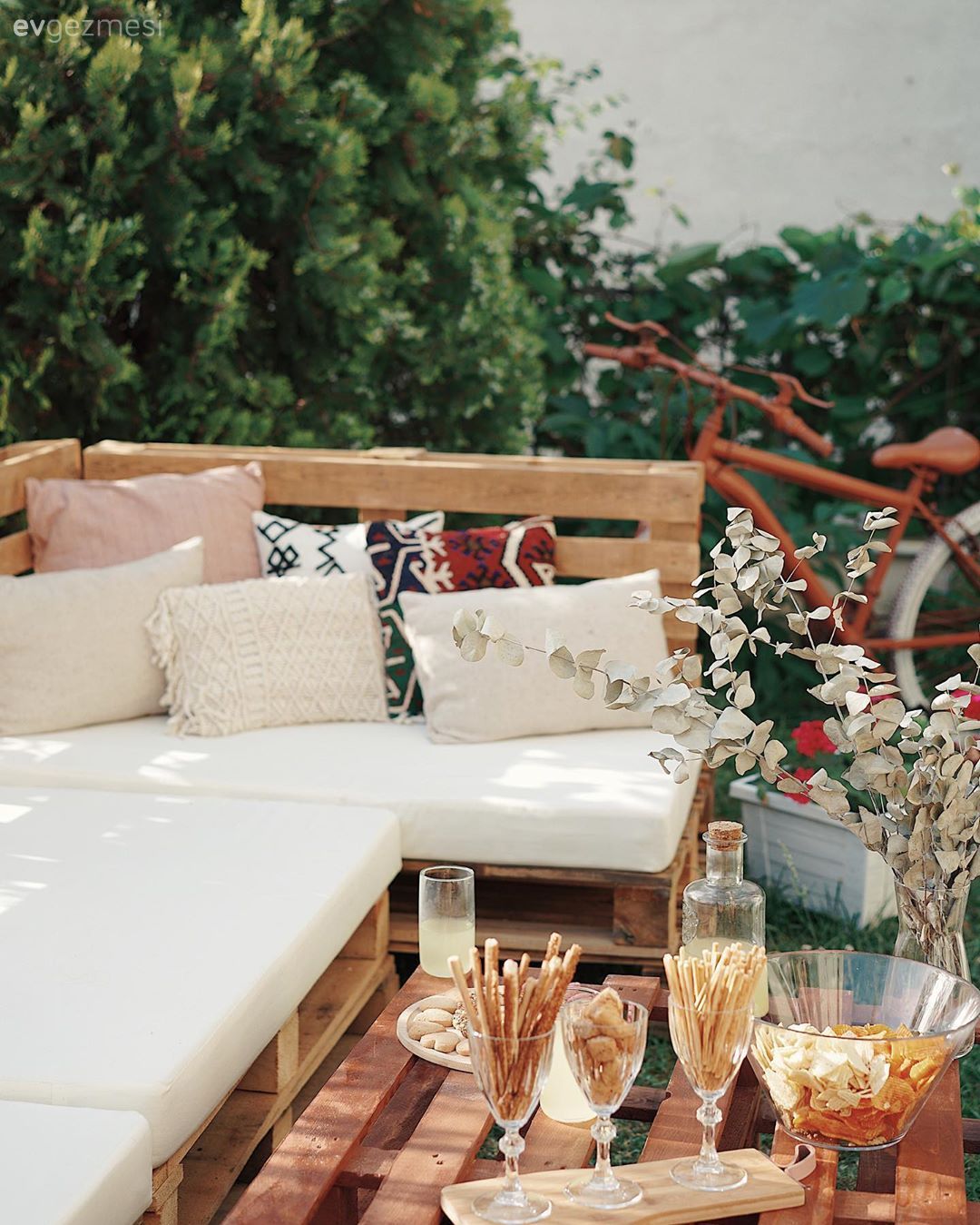 Bahçe, Parke, Kırlent, Ev tekstili