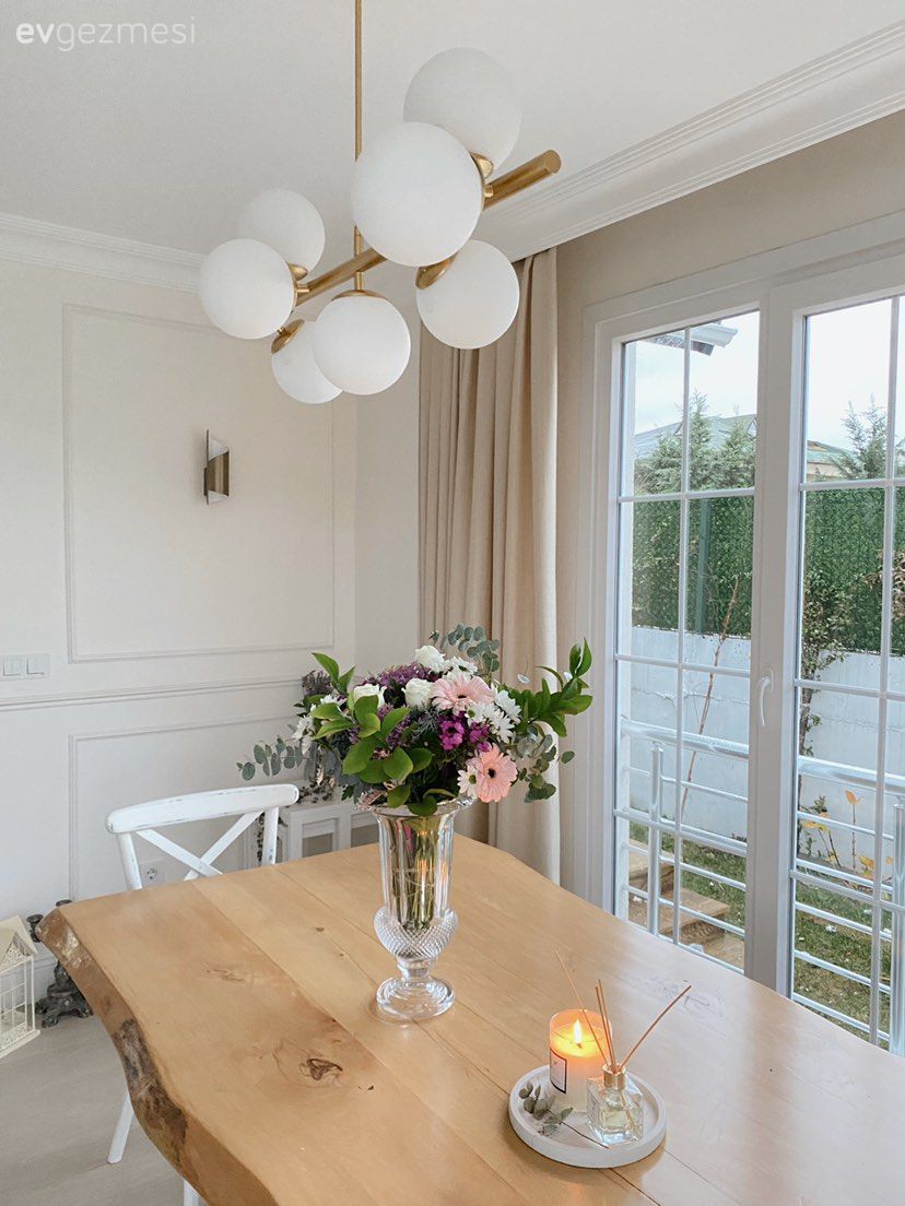 Deniz Manzarası Bu İstanbul Evinin Dışında Değil, İçinde!