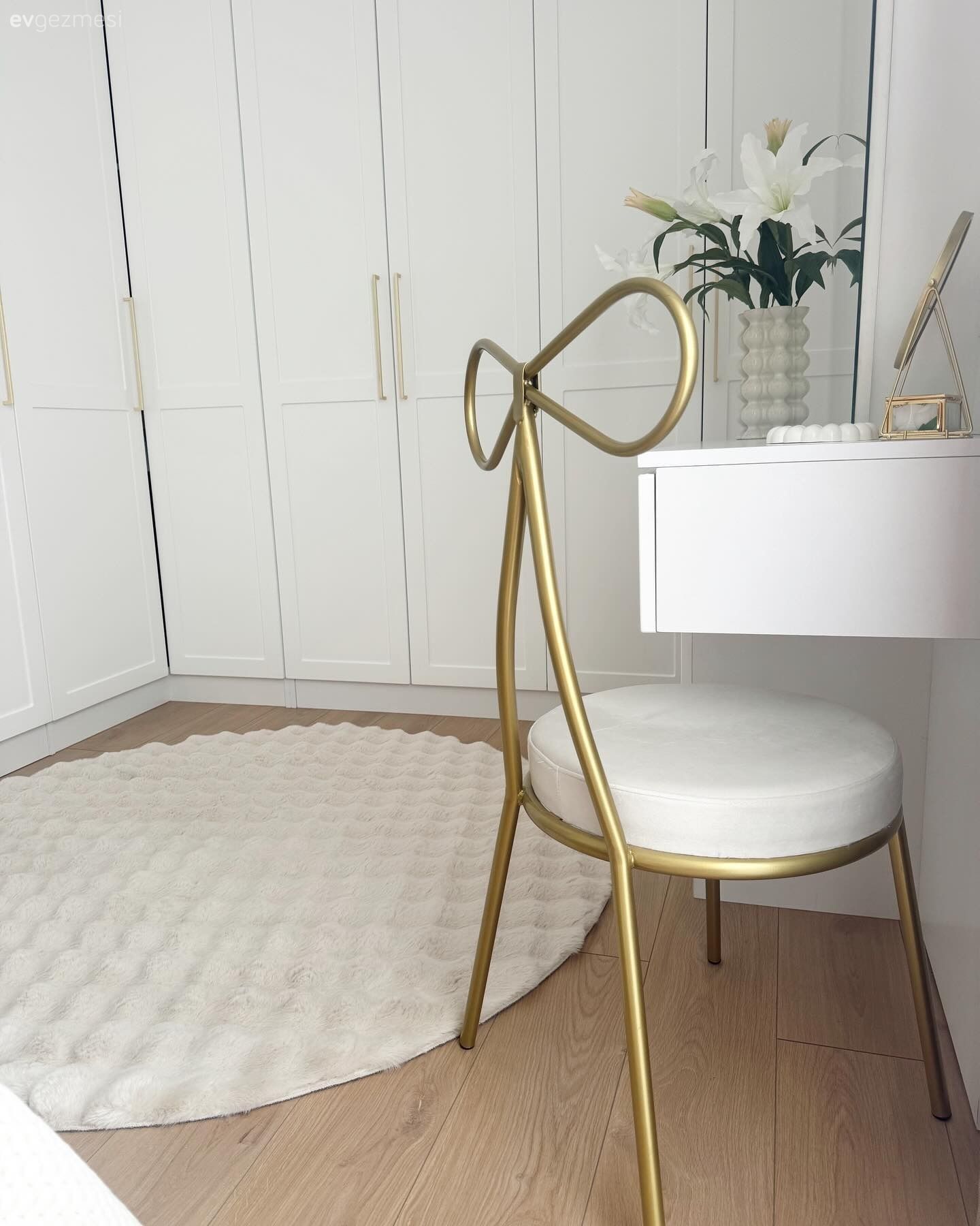 Bu Kocaeli Evinde Her Oda Ferah ve Sıcak Olmayı Başarmış