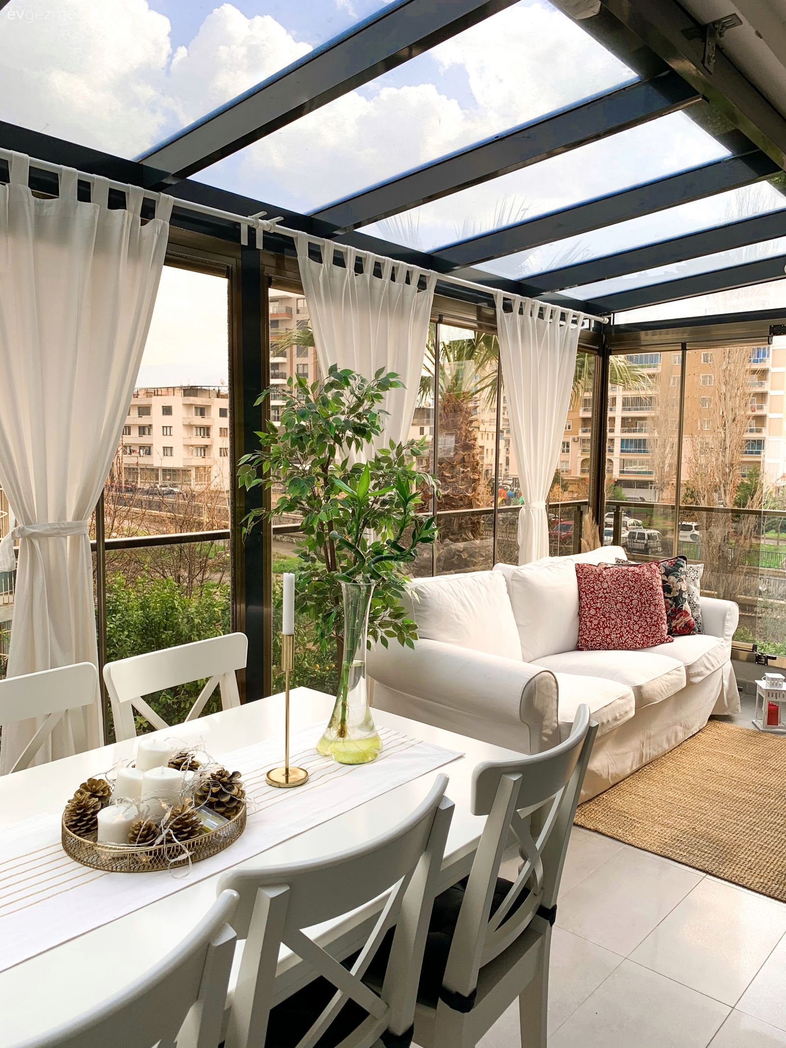 2021 Yılından Ev Gezmeleri: Yılın En Sevilen Balkonları!