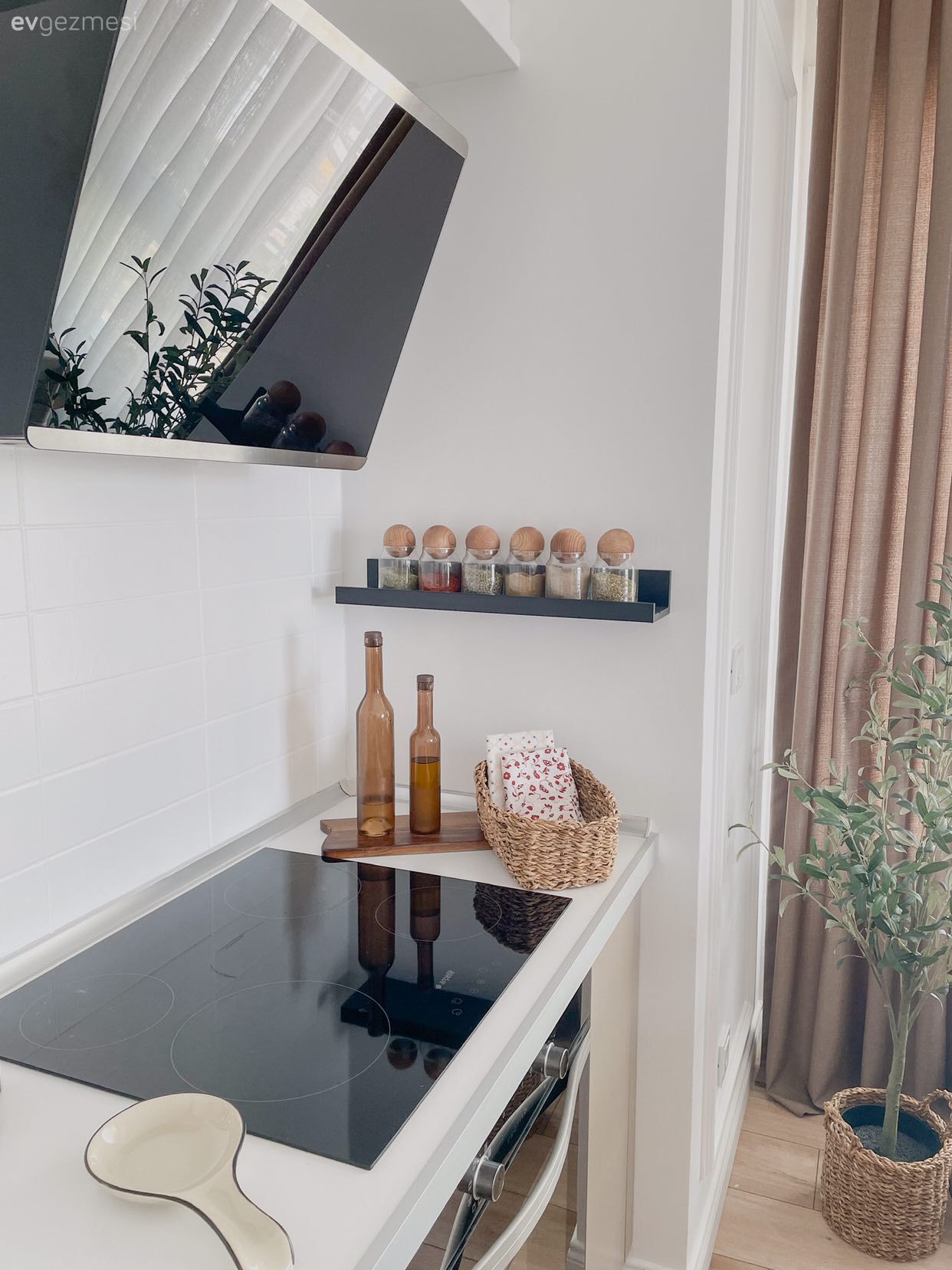 Ankastre, Mutfak, Cam Ankastre, Siyah, Beyaz, Fon perde, Perde, Ev bitkisi, Kahverengi