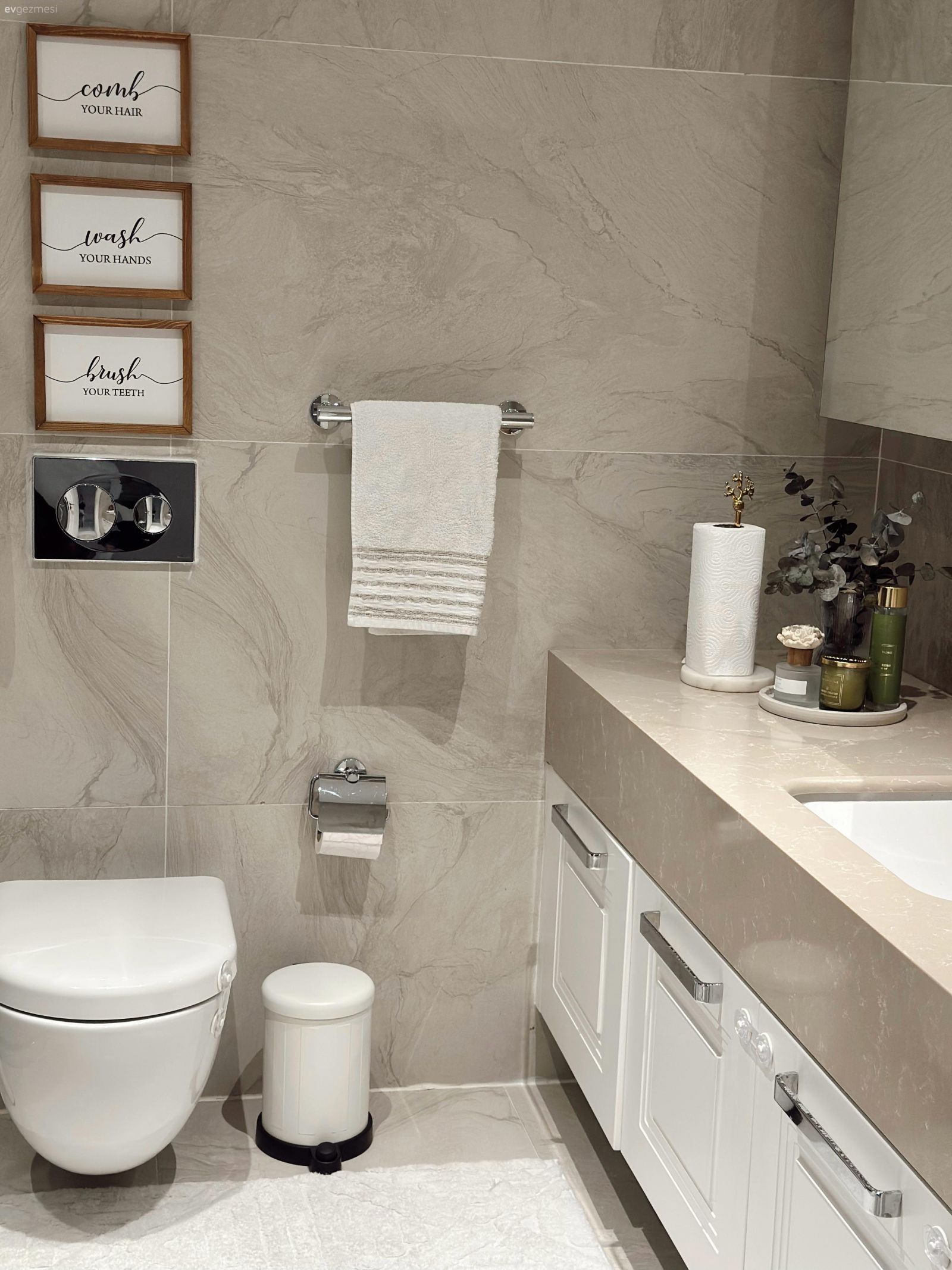 Bursa'daki Bu Evde Canlı Renkler Pek Sevilmiyor