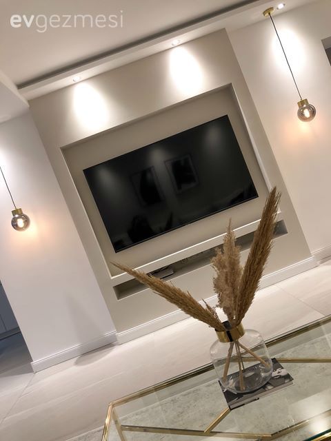 Eski Halinden Bir Çağ Öteye Geçen Modern Ev!