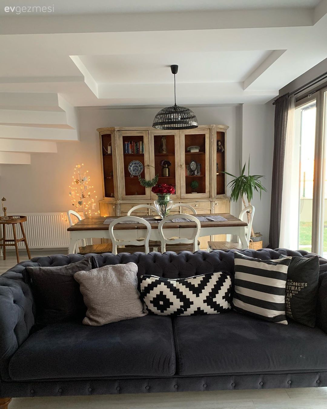 Dekoratif Tavan Kaplama: Farklı Malzemelerden Modeller