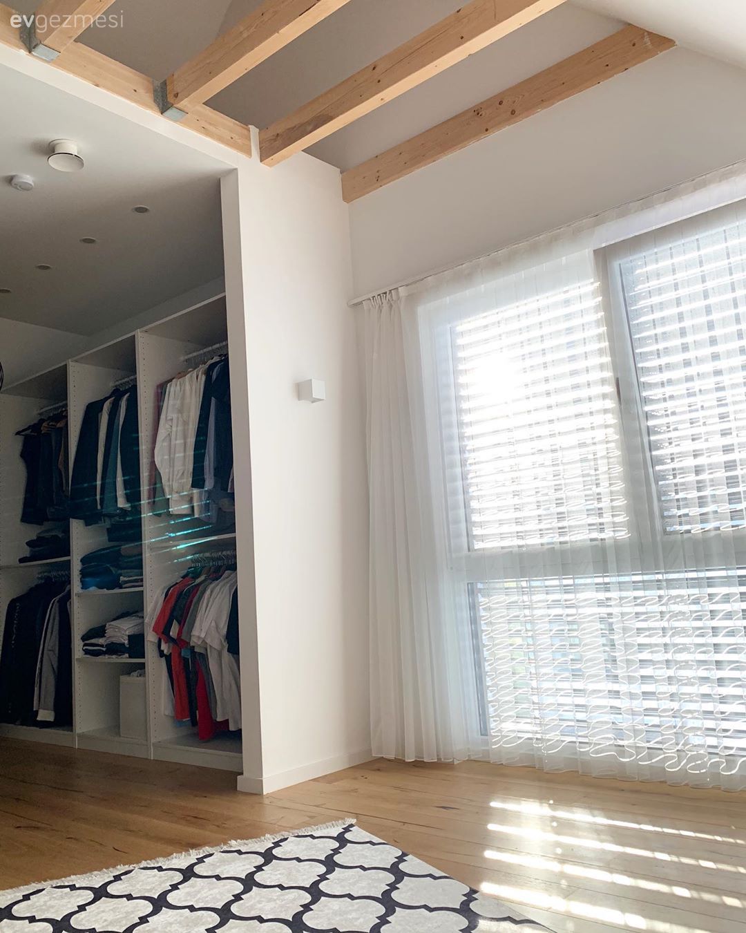 Beyaz, Siyah, Tavan dekorasyon, Jaluzi, Geometrik desen, Desenler