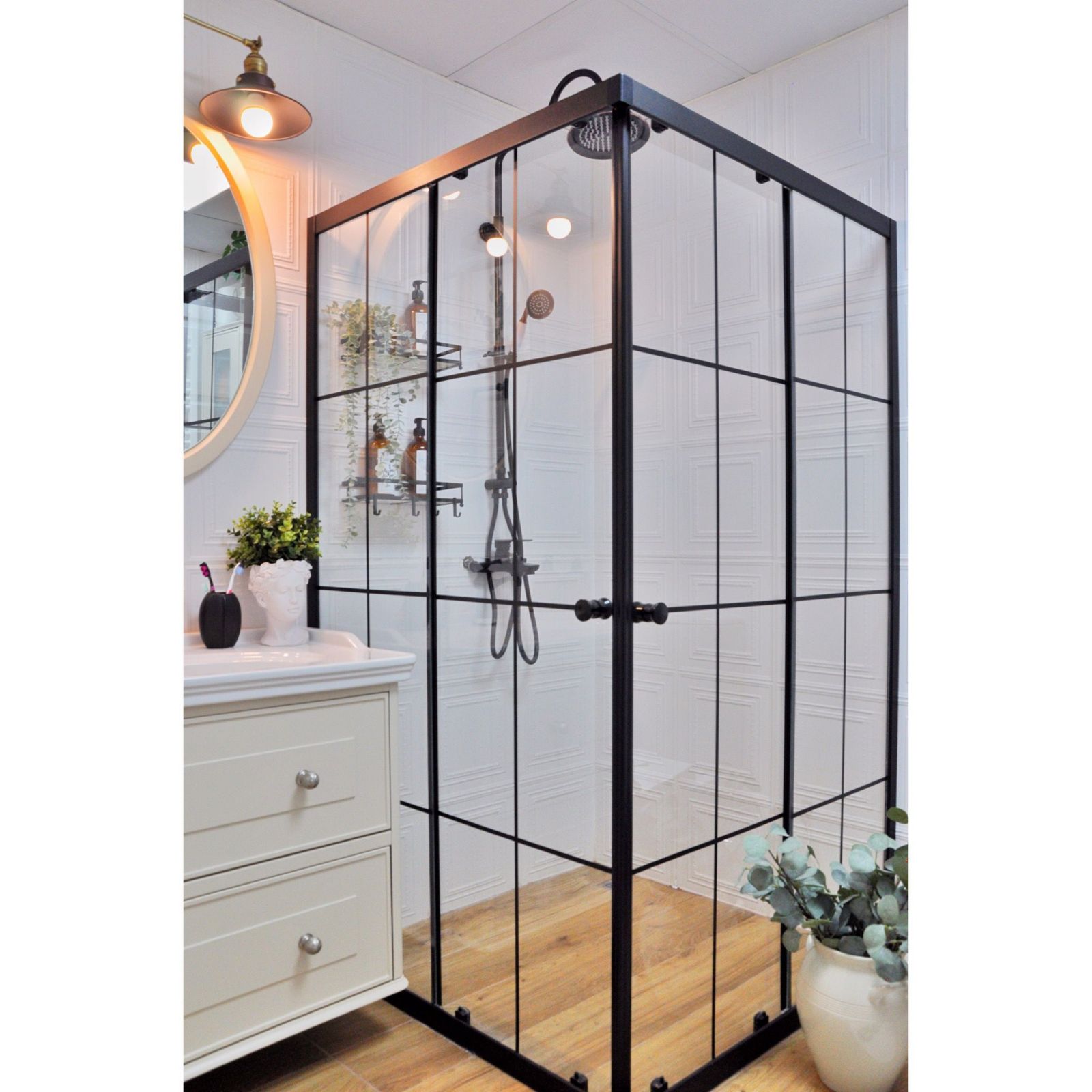 Bu Samimi Country Evin Balkonunun da İçeriden Farkı Yok!