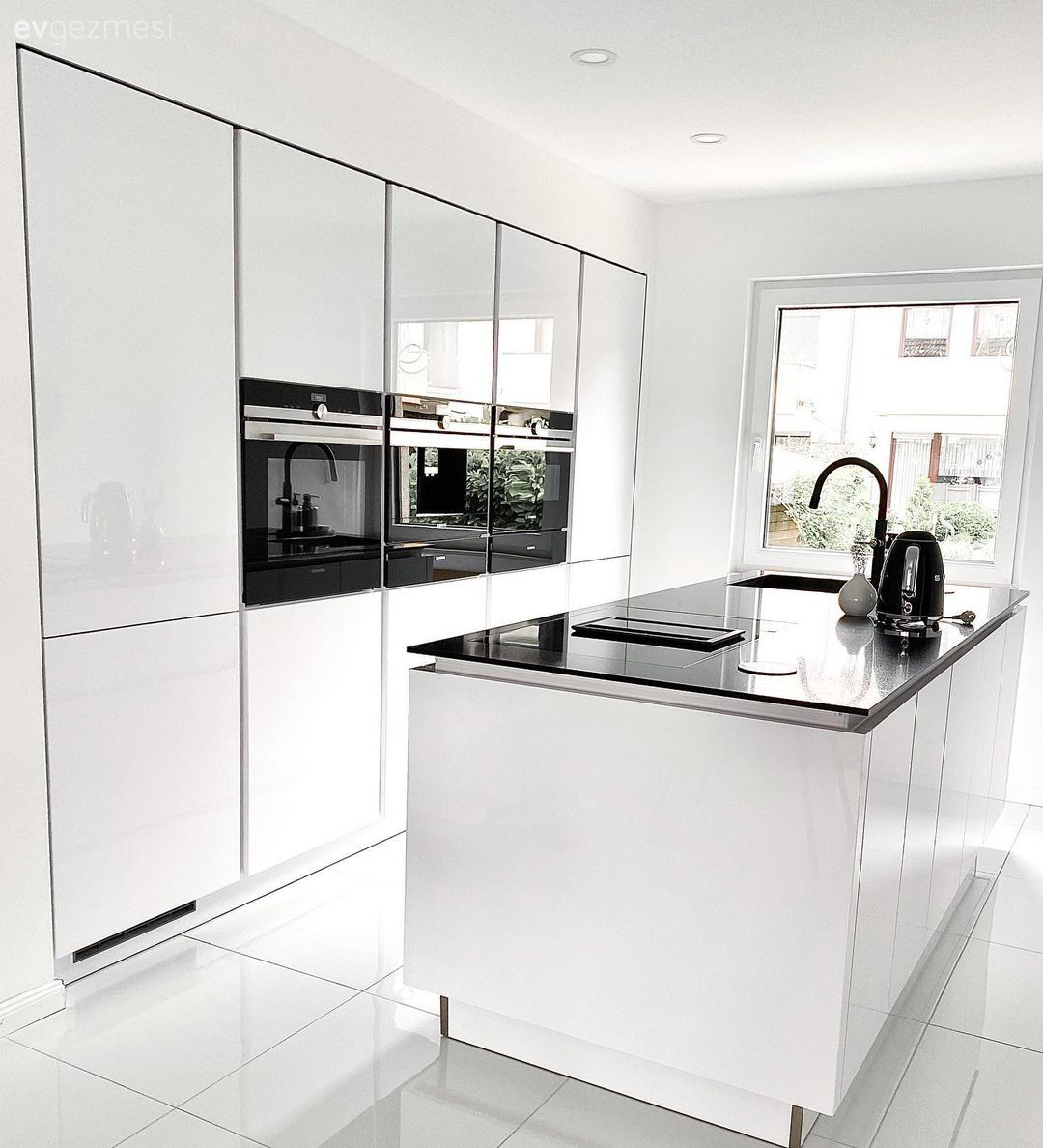 Mutfak, Modern, Ankastre, Zemin seramikleri, Mutfak tezgahı, Amerikan Mutfak, Mutfak tezgah arası, Kulpsuz mutfak dolabı