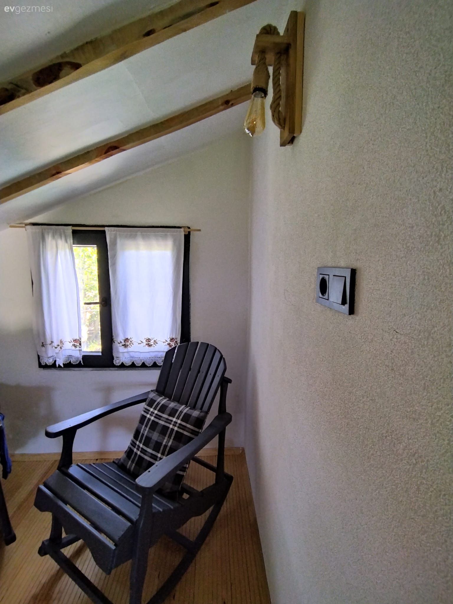 Ev Gezmesi: Doğayı Her Notasıyla Kucaklayan Bir Köy Evi!