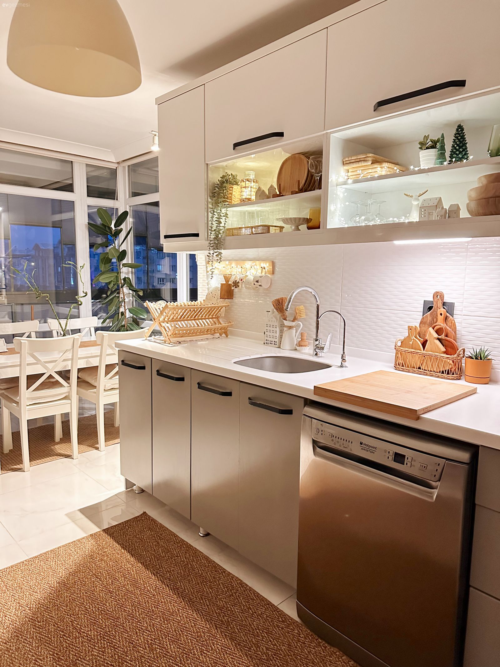 İskandinav Ruhlu Bu Dekorda Küçük Değişiklikler Eve Yeni Soluk Katmış!