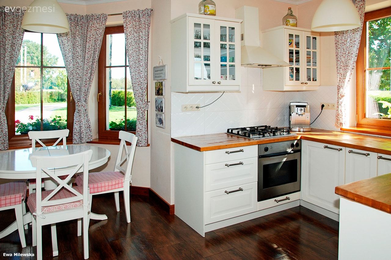 140 M2 İki Katlı Müstakil Ev: Evin İçi ve Proje Detayları