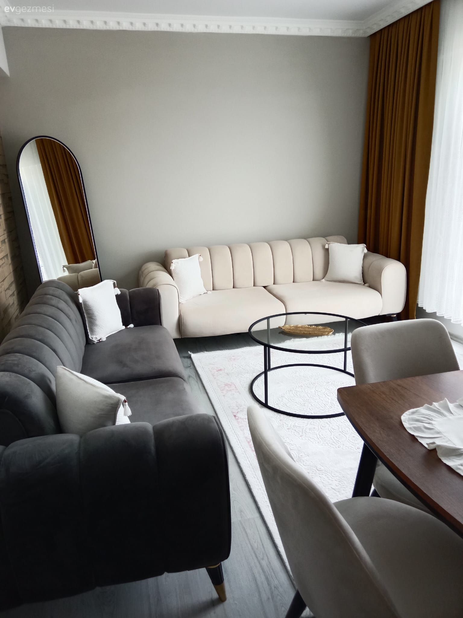 Bu Elazığ Evi Mütevazı Kelimesinin Sözlük Karşılığı