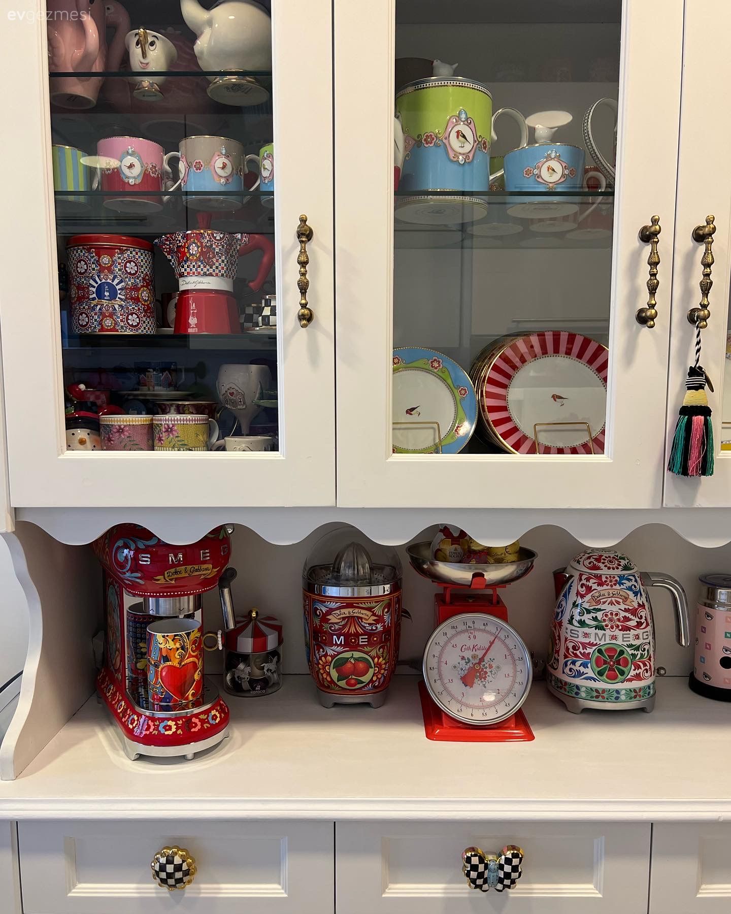 Mutfak aksesuarları, Mutfak, Beyaz, Kırmızı