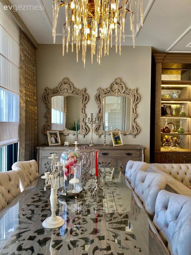 Yemek Odası, Avangart, Rustik, Klasik, Krem, Kahverengi, Bej, Ayna, Oymalı mobilya, Konsol, Konsol üzeri dekoratif objeleri, Ahşap Mobilya, Sandalye, Yemek masası, Ahşap masa, Masif ahşap, Dekoratif Objeler, Şamdan, Ev Aksesuar, Avize, Aydınlatma, Yemek odası avizesi, Stor perde