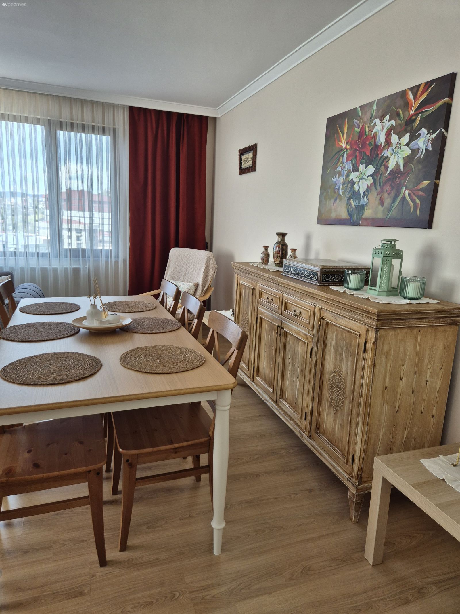 Ahşabın Sıcaklığı, Desenlerin Nahifliği: İstanbul'da Bohem Bir Ev!