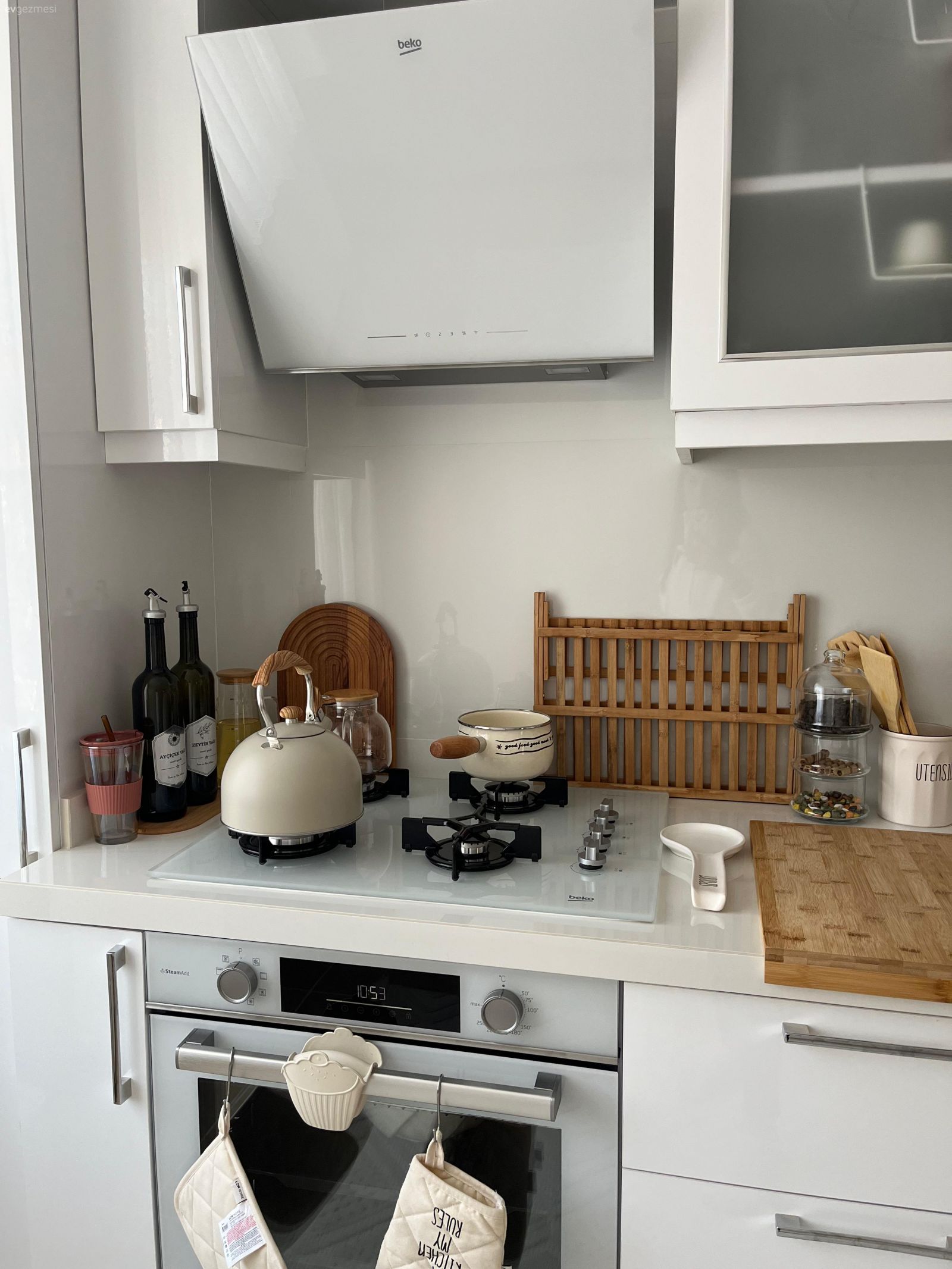 Gösterişten Uzak Sükunete Yakın Bir İstanbul Evi!