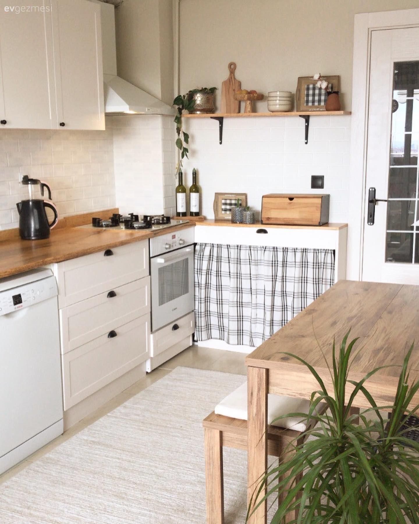 Öncesi&Sonrası: Kırıp-Dökülmemiş Ama Değişmedik Yeri de Bırakılmamış!