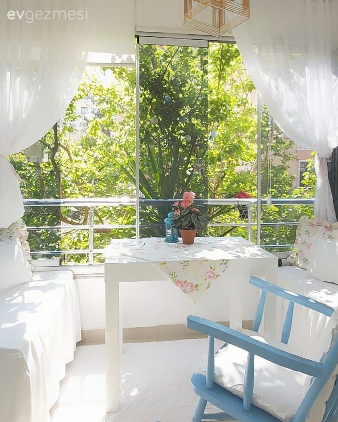 Balkon, Beyaz, Mavi, Balkon masası, Sandalye