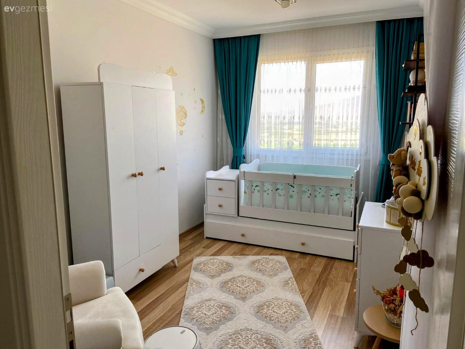 Açık Mutfaklı Bu Evde Hakim Tarz Country!