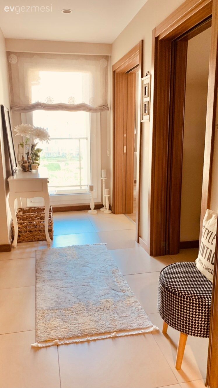 Bu İstanbul Evi Monoton Görünmemek İçin Gereken Önlemleri Almış