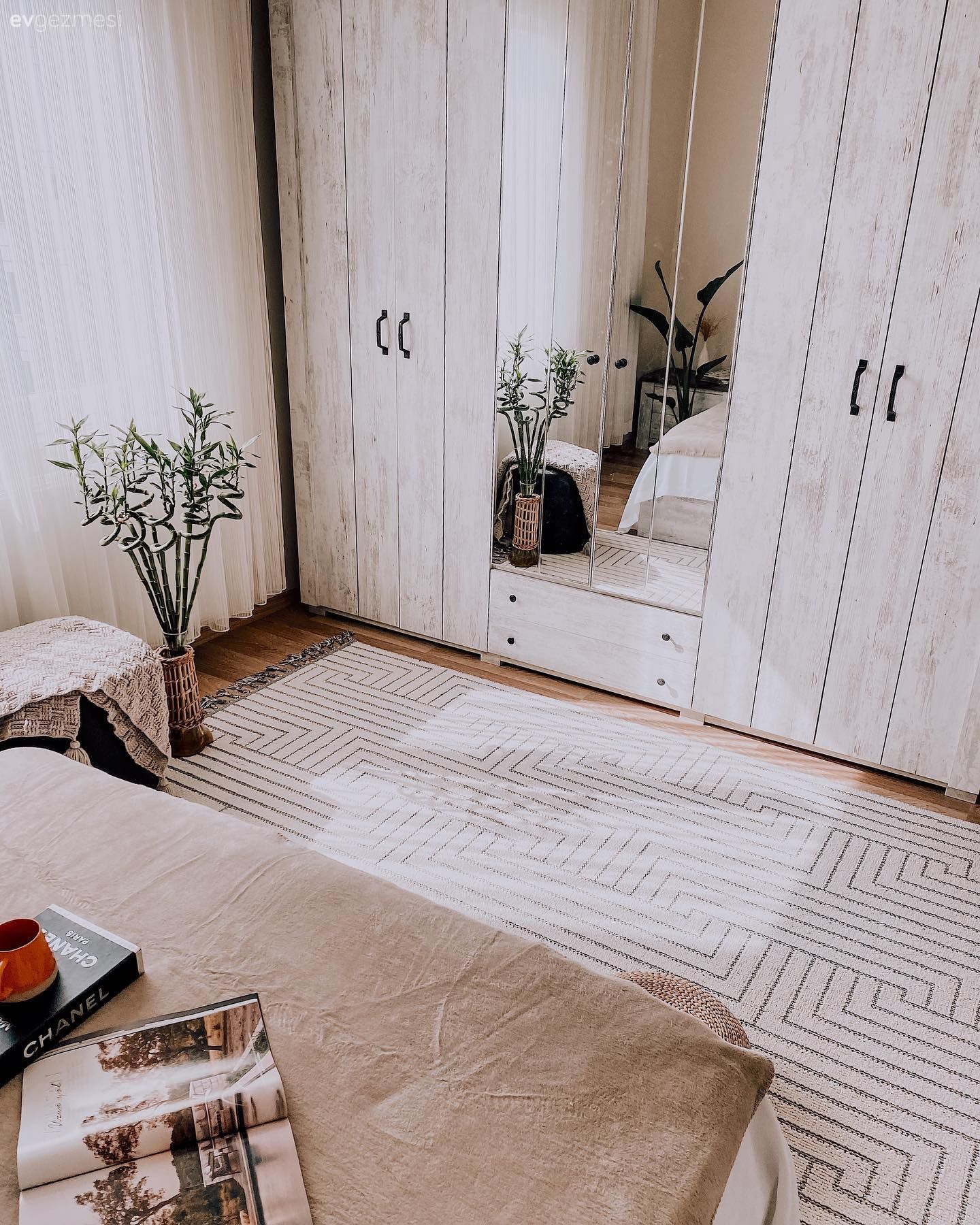 Bu İstanbul Evinde Hem Konfor Hem de Şıklık Tam Ayarında!