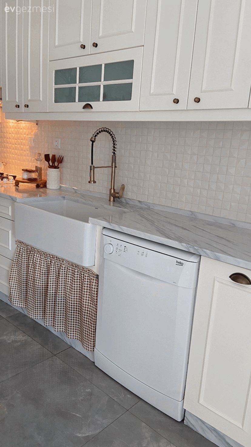 Mutfak Bataryası Seçimi: Markalar ve Fiyatlar Karşılaştırması