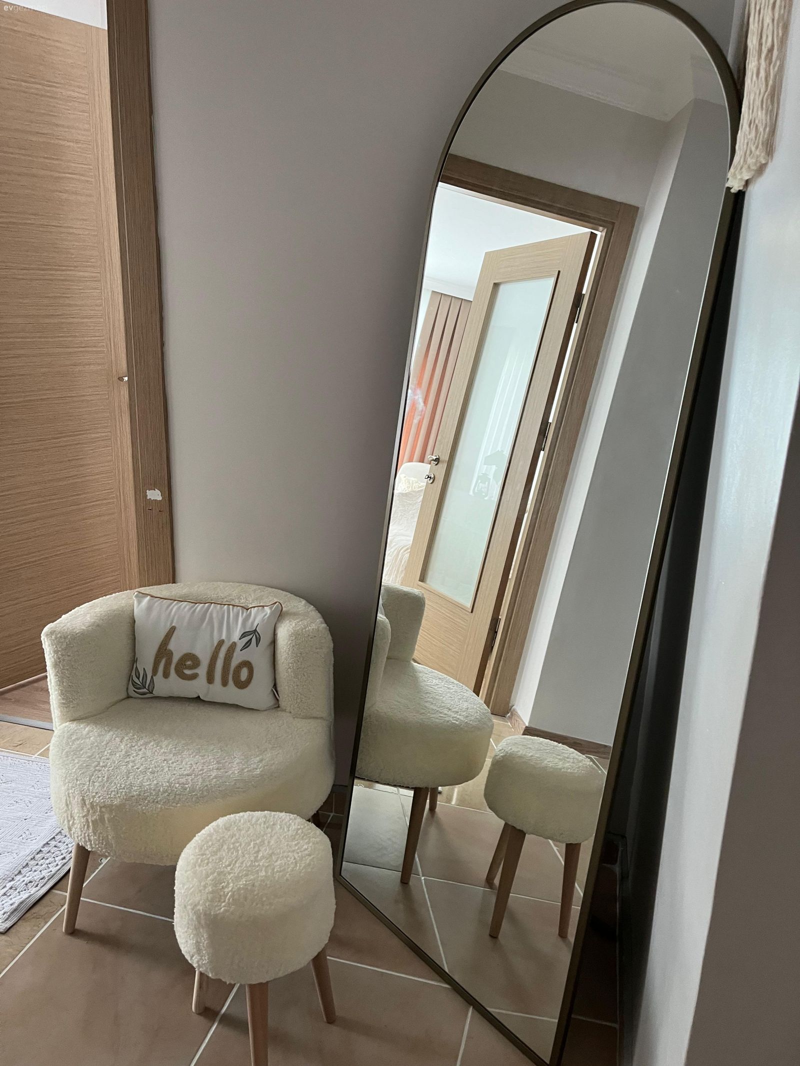 Gösterişten Uzak Sükunete Yakın Bir İstanbul Evi!