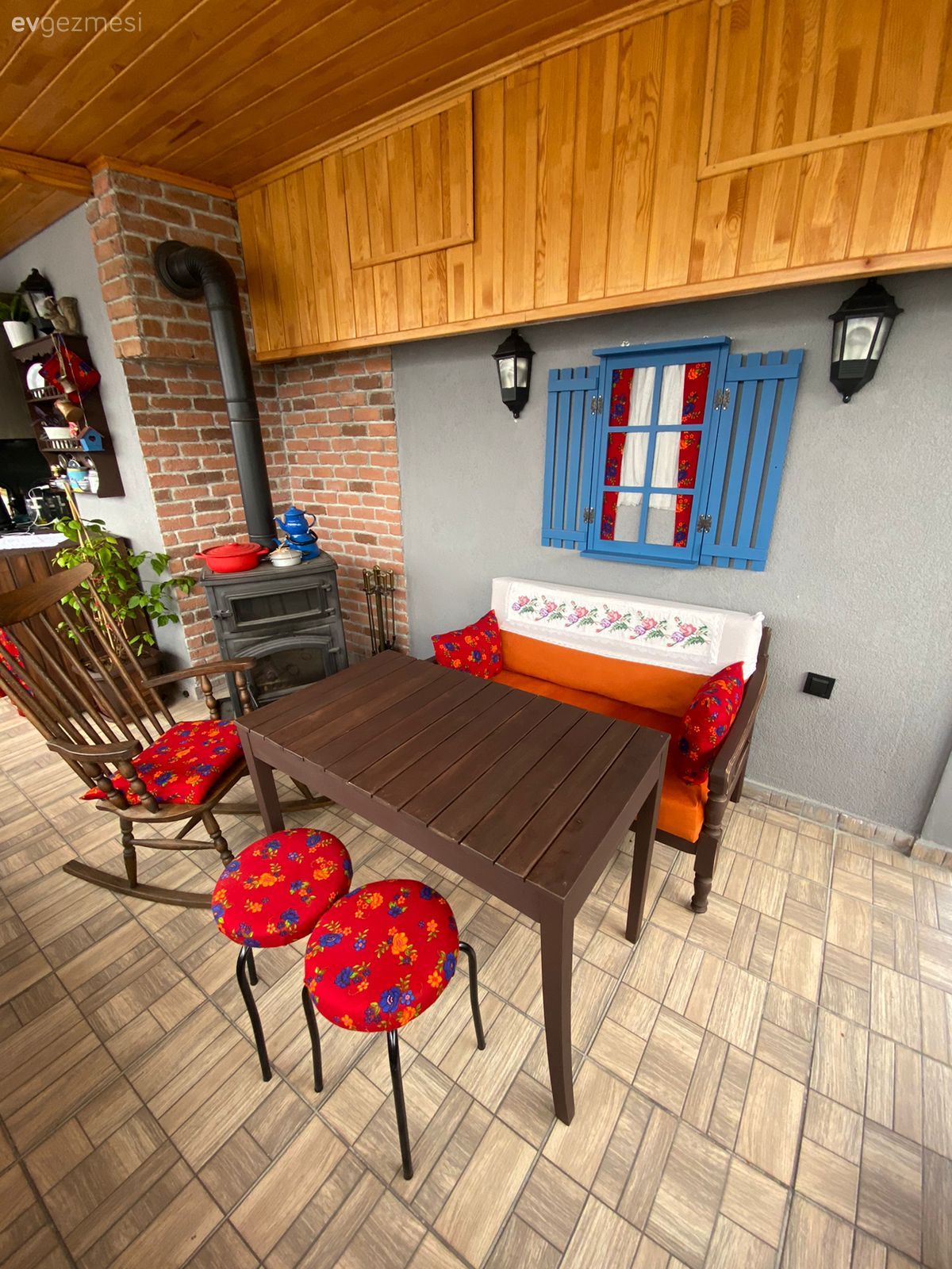 Öncesi Boş Teras Sonrası Otantik ve Kendine Has!