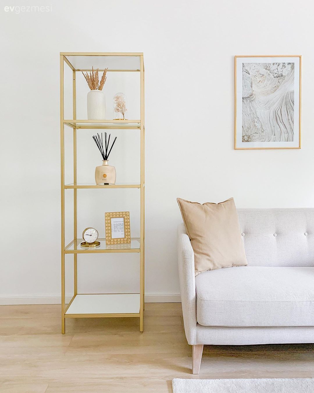 Göz Yormayan Parçalarla Albeni Kazanan Bu Evde Her Şey  Tam Ayarında!