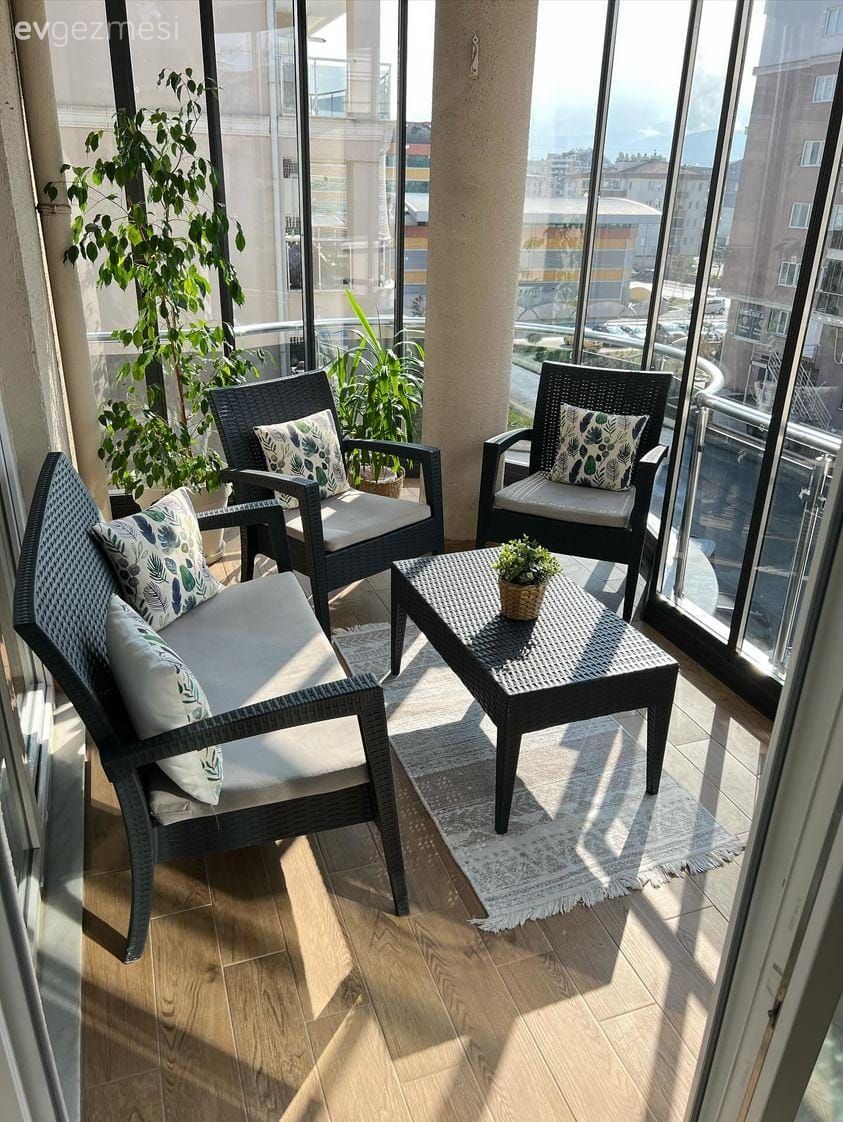 Ev Gezmesi: Bursa'dan Mütevazı ve Sıcak Bir Dekor!