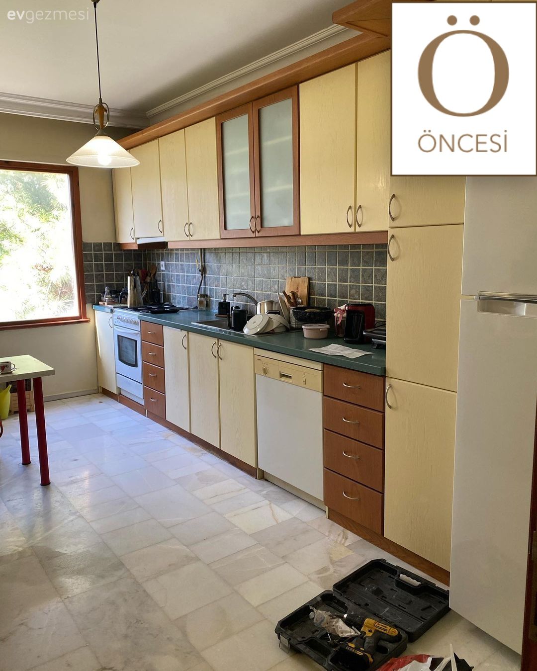 Bu Mutfak Sanki Boyanmamış Da Estetik Operasyon Geçirmiş