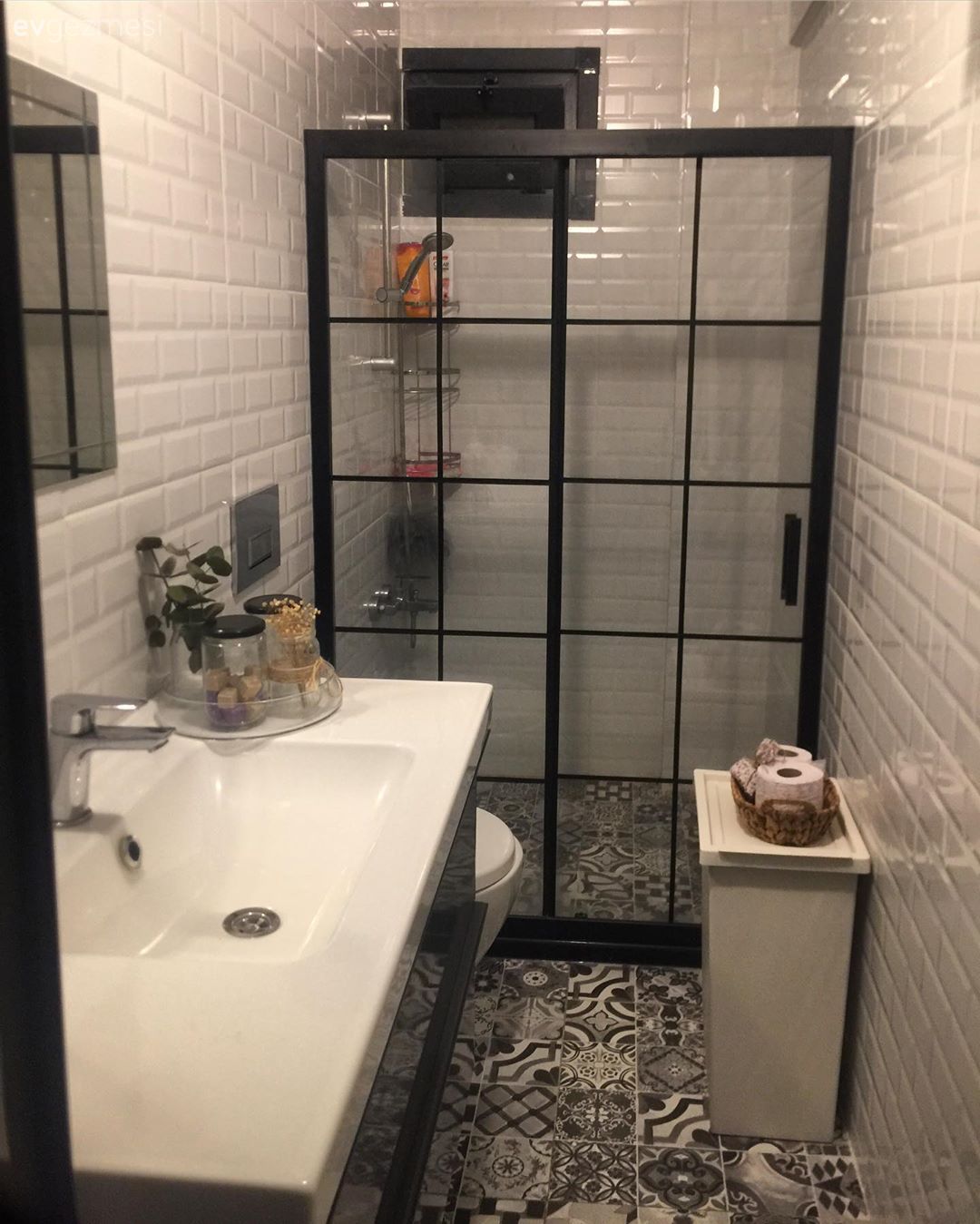 Banyo, Beyaz, Modern, Banyo dolabı, Banyo seramikleri, Banyo aynası