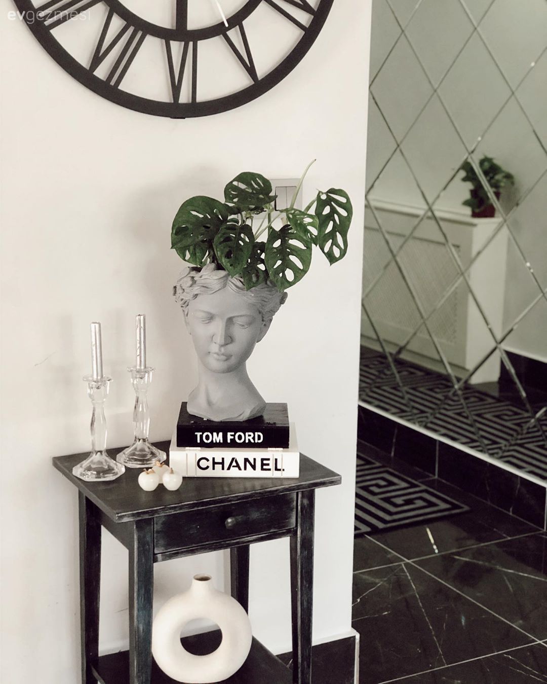 Bu Yalova Evinde Farklı Tarzların Kontrastı Dekora Zenginlik Katmış