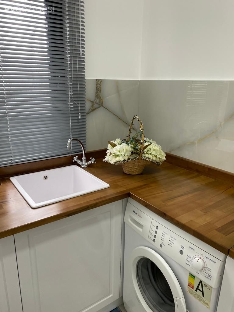 Çamaşır odası, Beyaz