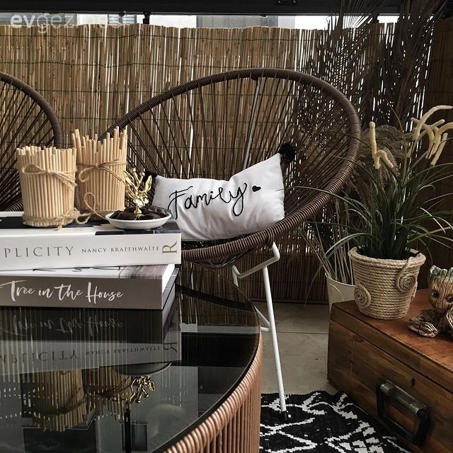 Balkon, Kahverengi, Bohem Dekorasyon, Hasır, Balkon masası, Sandalye, Balkon halısı, Saksı, Kırlent, Ev tekstili, Ev bitkisi