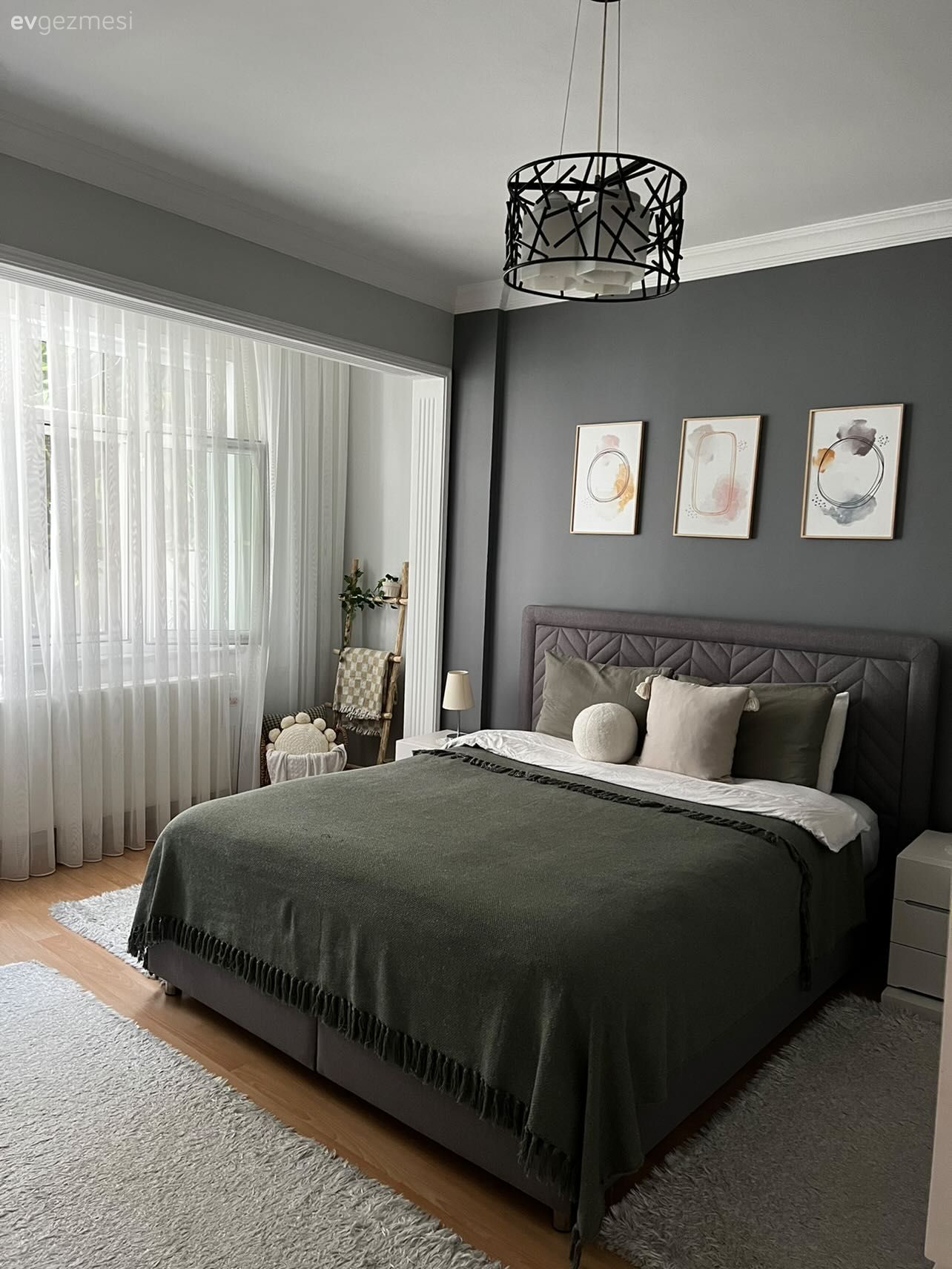 Bu İstanbul Evinde Aksesuarlar Alanın Ruhunu Ortaya Çıkarmış