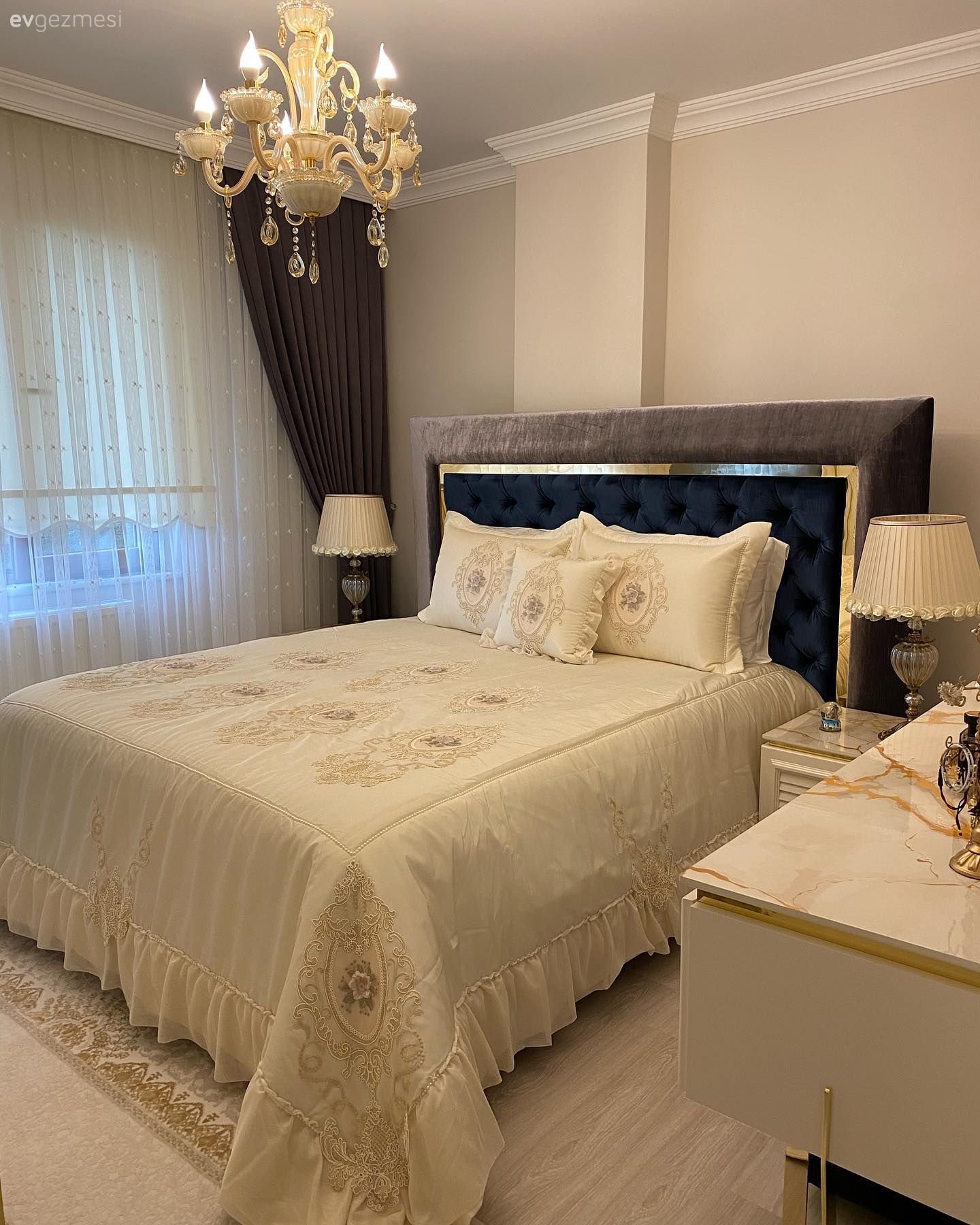 Bu Rize Evi Gösterişli Olmayı Biraz Seviyor!