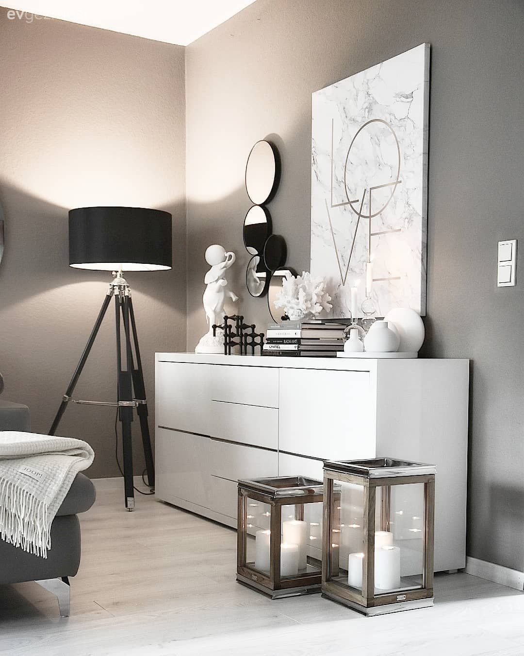 Ev Gezmesi: Bu Şık Dekorun Mottosu Mutluluk!