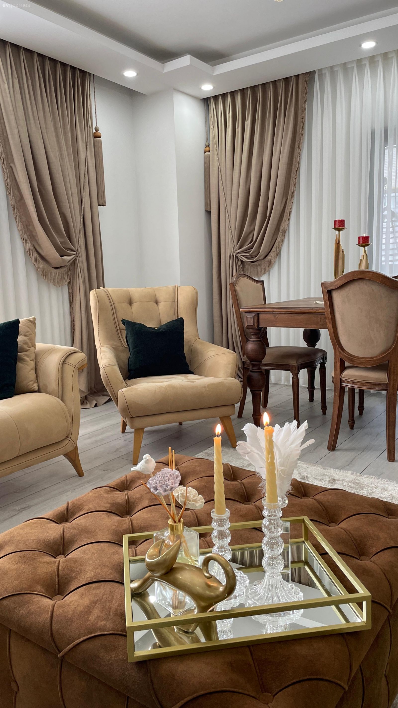 Bu Bayburt Evinde Farklı Tarzların Geçişine İzin Verilmiş