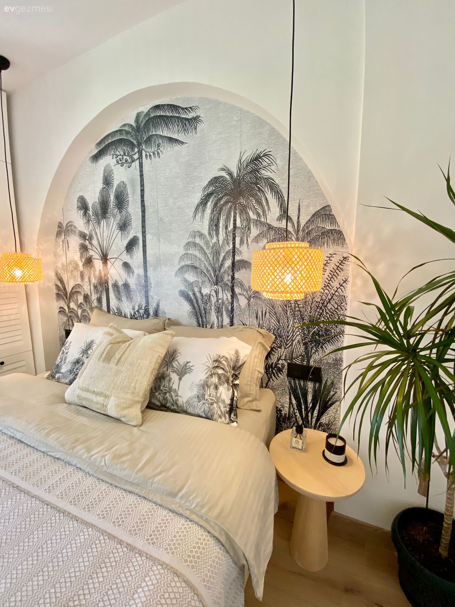 Komple Değişen Bu Yazlıkta Eski İle Yeni Arasında Uçurum Var